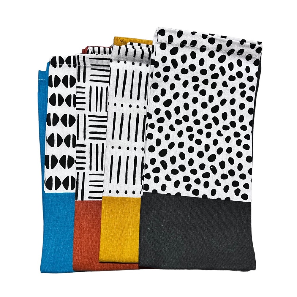 NWT SIMONS Eclecticism Style Organic Cotton Dinner Napkins